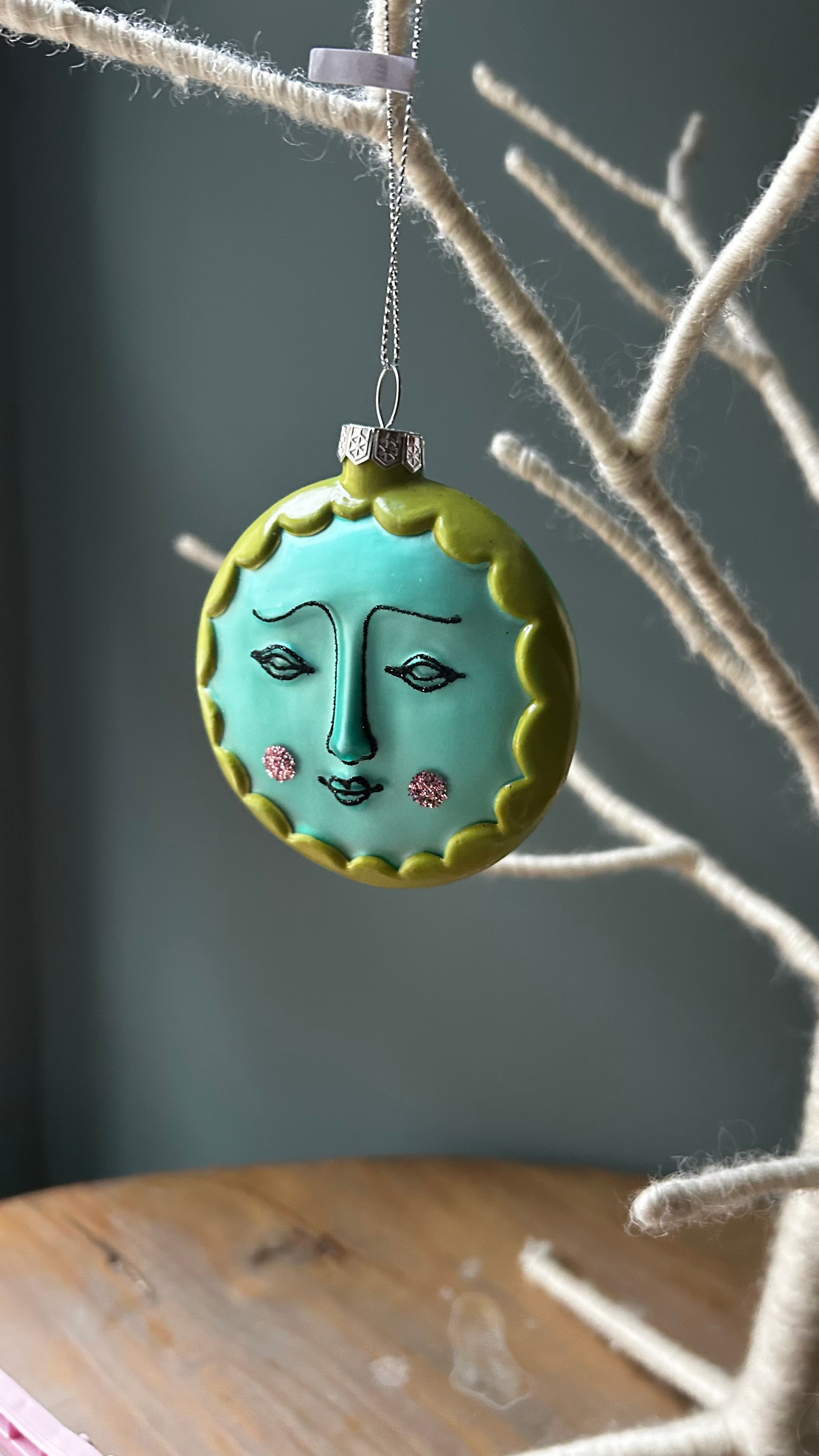 Green Vintage Disc Face Decoration